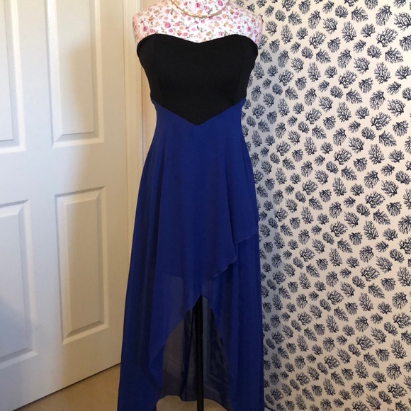 Windsor Dresses & Skirts - ⚠️Windsor Strapless Dress